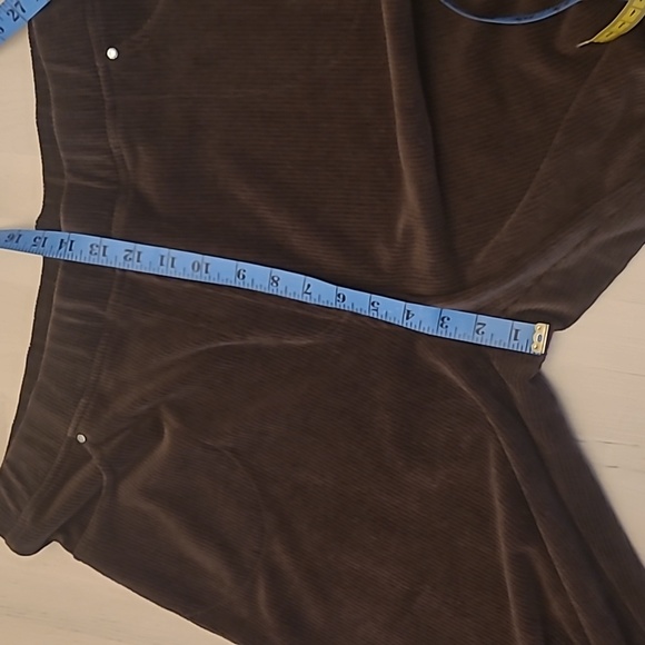 NWT Quaker Factory Vintage Inspo Brown Courduroy Pull-on Pants with Back Pockets - Picture 5 of 15